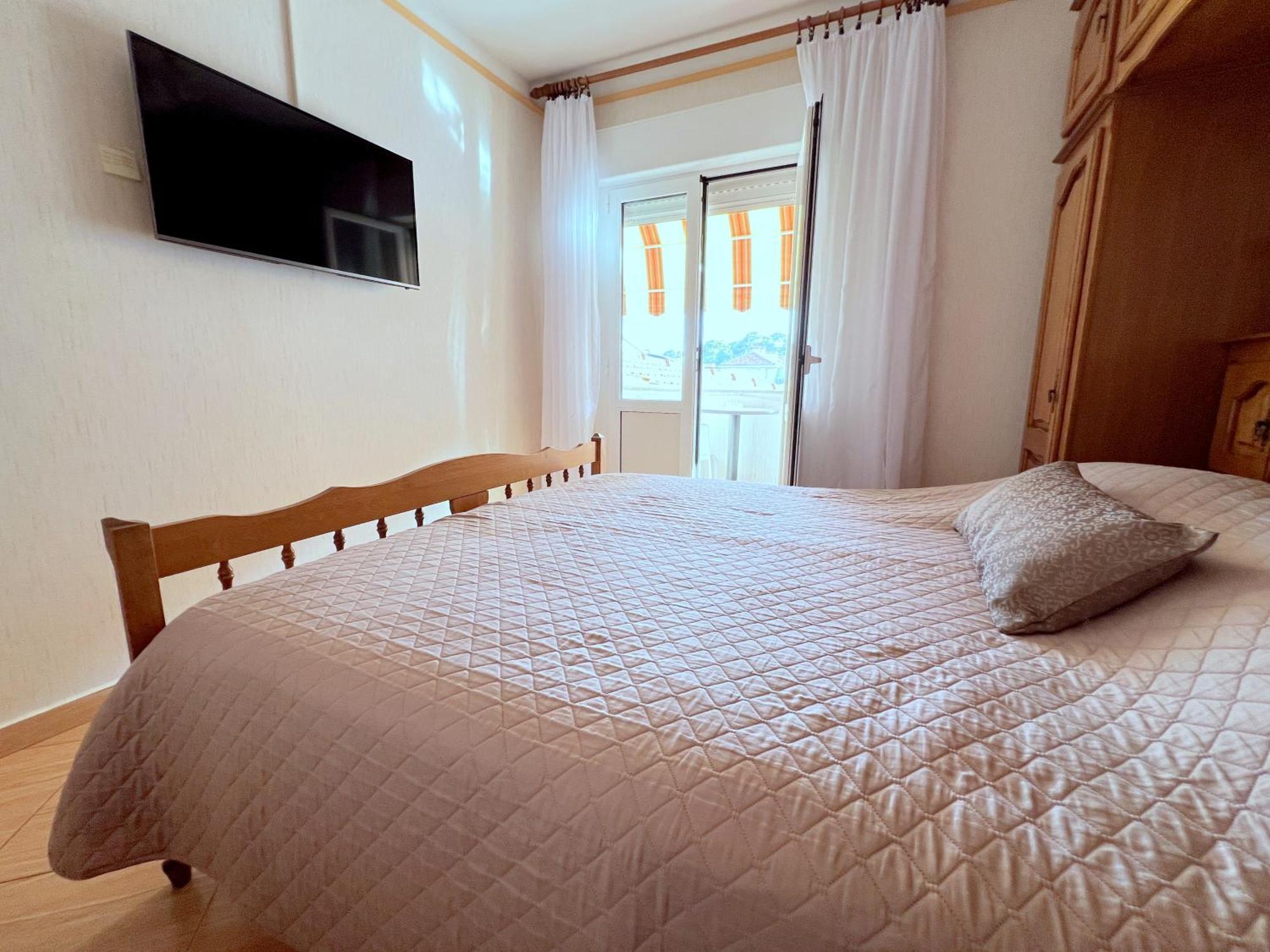 Bed & Breakfast Rab Palit Екстер'єр фото