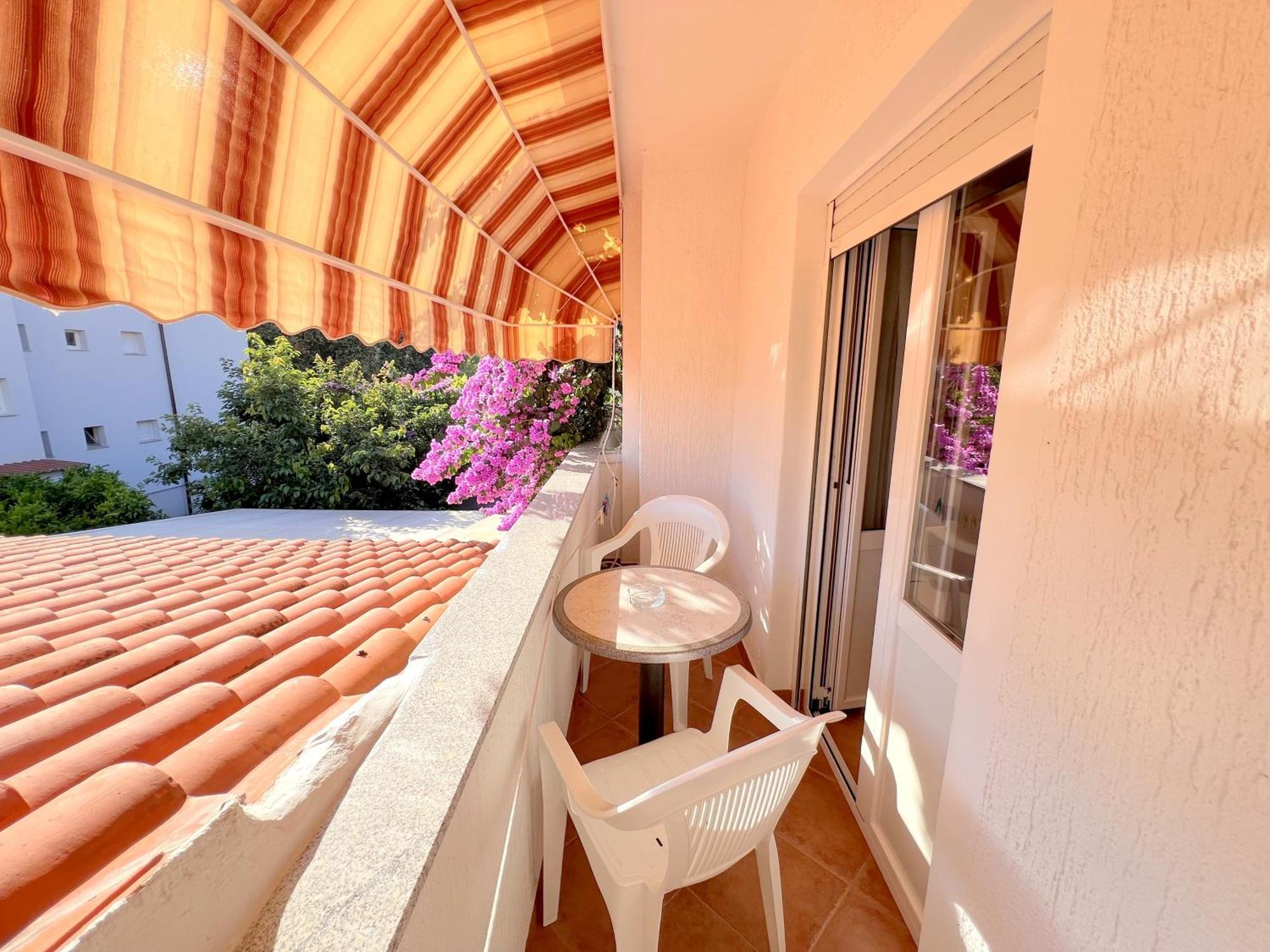 Bed & Breakfast Rab Palit Екстер'єр фото