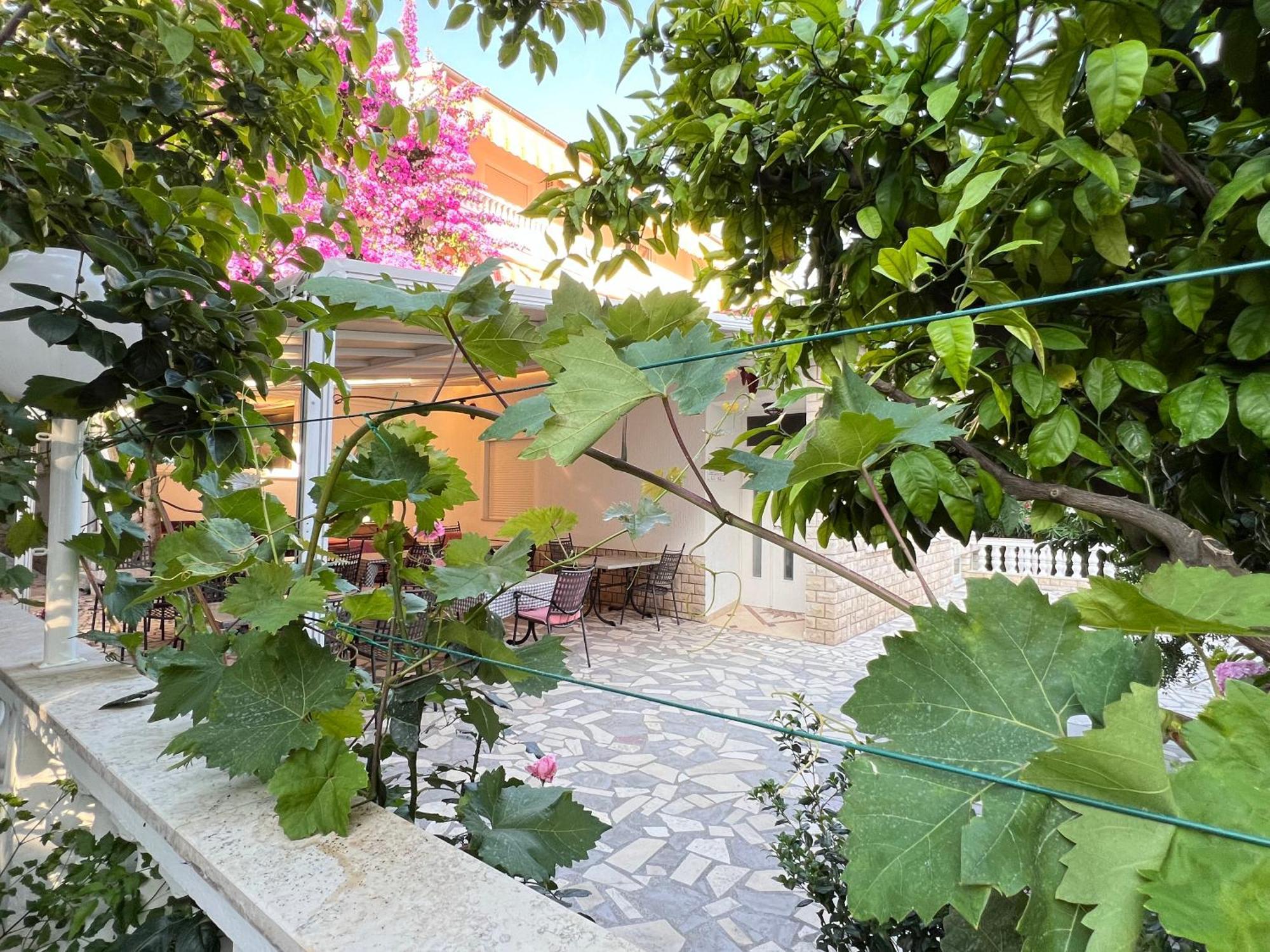 Bed & Breakfast Rab Palit Екстер'єр фото